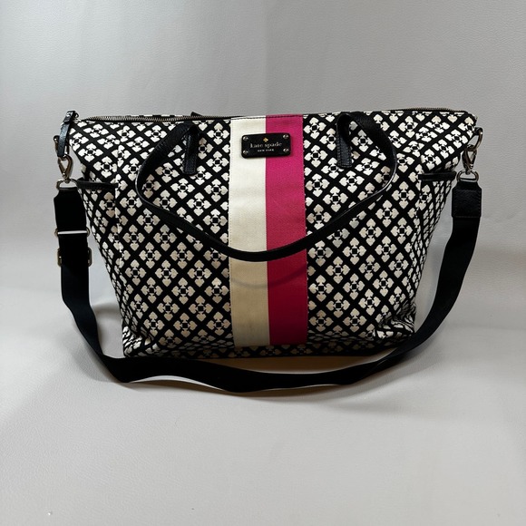 Kate Spade / Diaper Bag & Matching Wallet - Picture 8 of 16